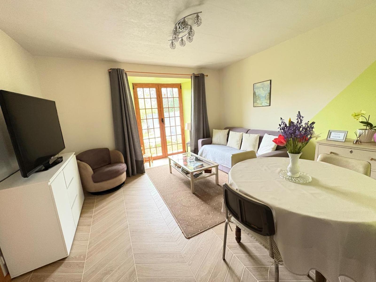 Ferienwohnung Chez Lucia A 15Min De Perigueux A 6Km Autoroute A89 Eglise-Neuve-de-Vergt Exterior foto